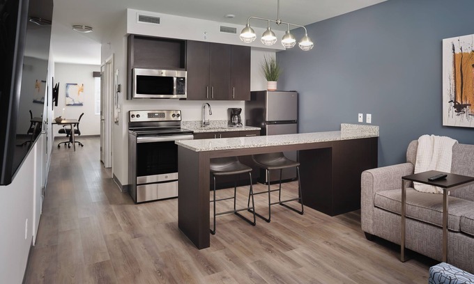 College Station Appartement | stayAPT Suites College Station