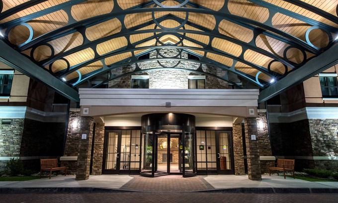 Newtonville Hôtel | Staybridge Suites Albany Wolf Rd-Colonie Center by IHG