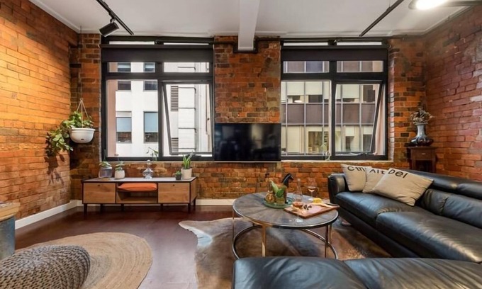 Melbourne Central Business District Appartement | StayCentral - Heritage Warehouse Retreat Melbourne CBD - - 2 Bedrooms, 2 Beds, 2 Bathrooms, Parking available nearby for a small fee for stays 10 nights or more.