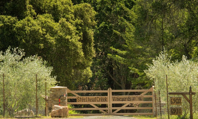 Santa Rosa Maison | Steelhead Creek Vineyards Casita