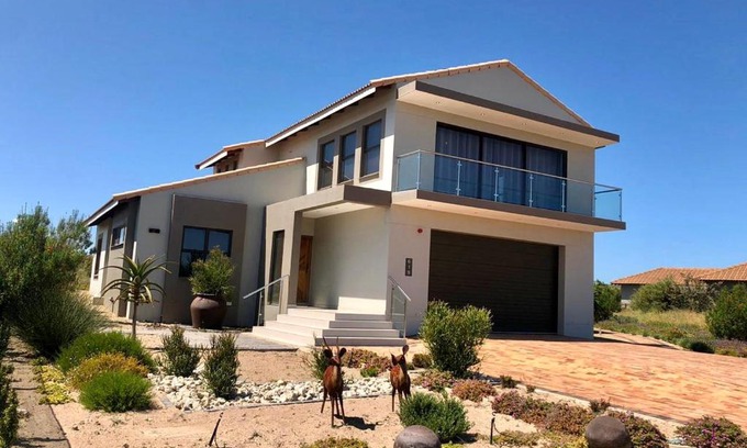 Langebaan Maison | Steenbokkie Holiday Home