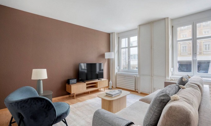 Matthaus Appartement | Stellar Matthäus 1BR w/ Laundry, 13 min to City Center, by Blueground