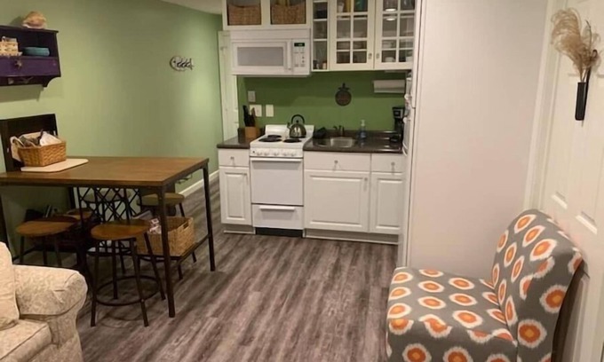 Wells Beach Copropriété | Steps from Wells Beach, Bellevue by the Sea is perfect for your Maine vacation
