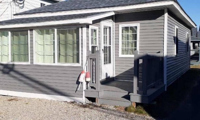 Wells Beach Copropriété | Steps from Wells Beach, Bellevue by the Sea is perfect for your Maine vacation