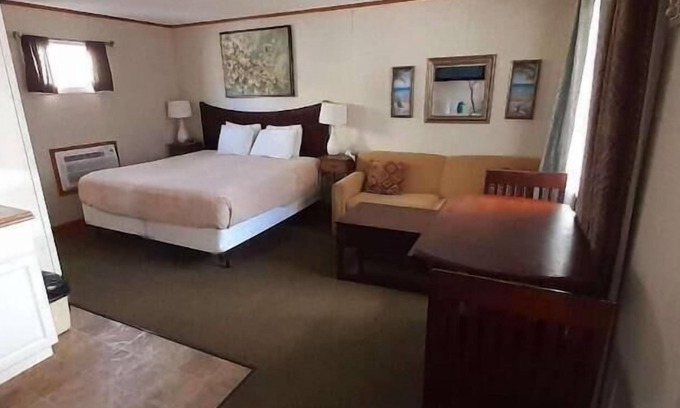 Wells Beach Copropriété | Steps from Wells Beach, Bellevue by the Sea is perfect for your Maine vacation