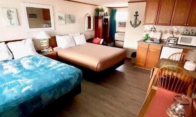 Wells Beach Copropriété | Steps from Wells Beach, Bellevue by the Sea is perfect for your Maine vacation