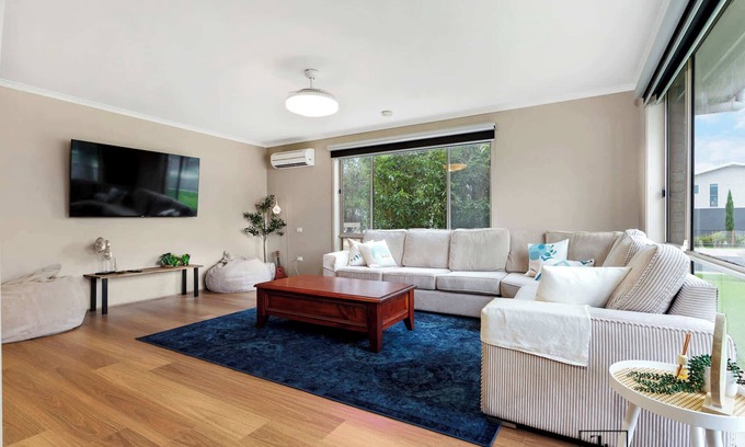 Surfside Maison | Myamba Sands, 150m to Beach