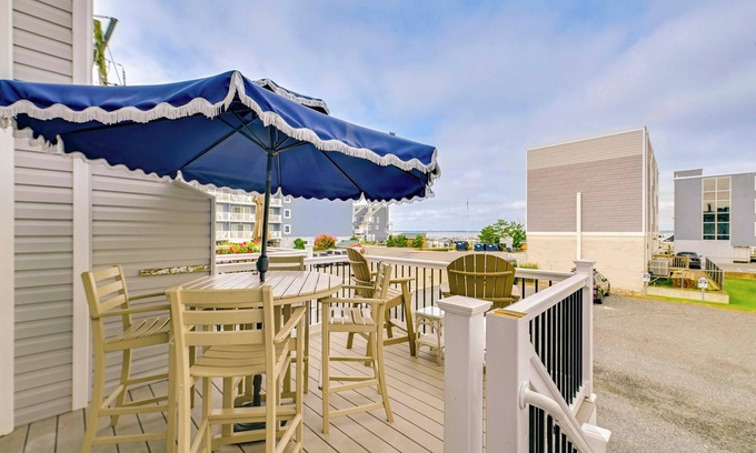 Dewey Beach Copropriété | Steps to Rehoboth Bay Marina! Condo w/ Pool Access