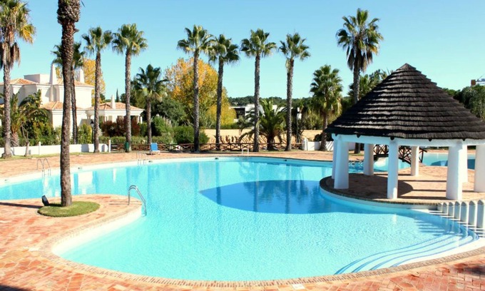 Almancil Appartement | Stevens White Apartment, Quinta do Lago, Algarve