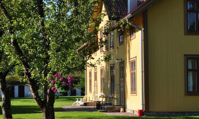 Borensberg Auberge | STF Glasbruket Hostel & Apartments
