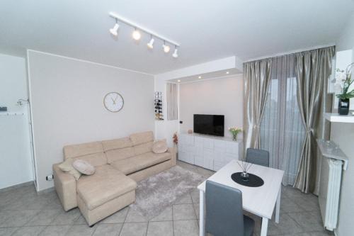 Trecate Appartement | Stile e comfort!