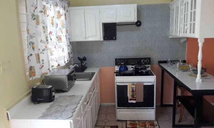 Constant Spring Appartement | Stillwell Manor - L'appartement entier