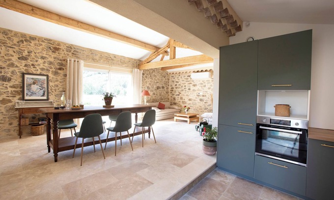 Roquebrun Cottage | Gite en pierres apparentes, isolé au cœur du vignoble, proche de la rivière