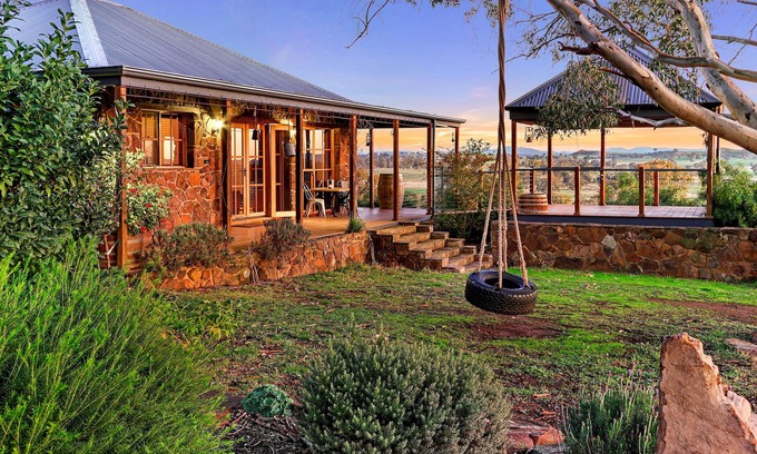 Barwite Cottage | Une vue sur une ferme Cottage Hill-Stone Creek