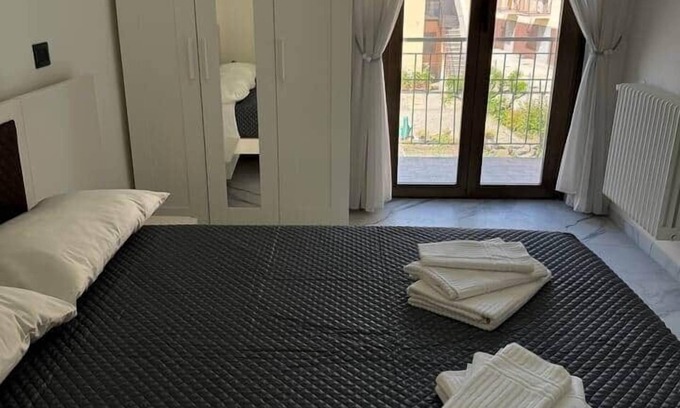 Borgo Roma Appartement | Stone Flower 2