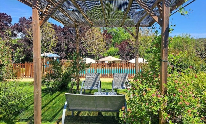 Saint-Aubin-de-Nabirat Maison | Stone gites, peaceful, large pool & many on-site activities, ideal for families.