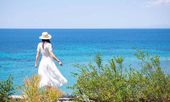 Sithonia Villa | VIVRE EN PIERRE AU BORD DE LA MER