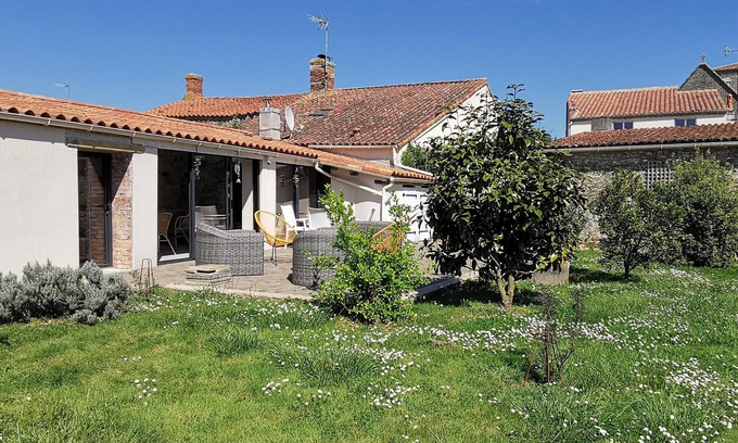 Le Bernard Maison | Maison en pierres avec jardin, 7 km des plages, 6 pers, 3 chambres - Le Bernard