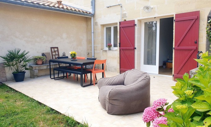 Camblanes-et-Meynac Maison | Maison en Pierre proche de Bordeaux. Pistes cyclable et randonnées à proximité.