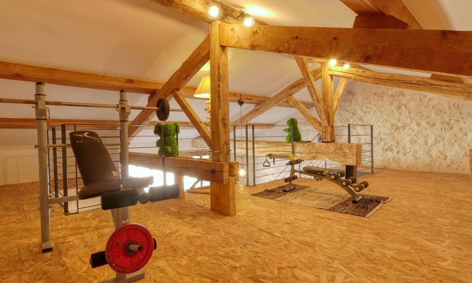 Moncaut Maison | Maison de caractère en pierre à 7 min d'un parc d'attraction