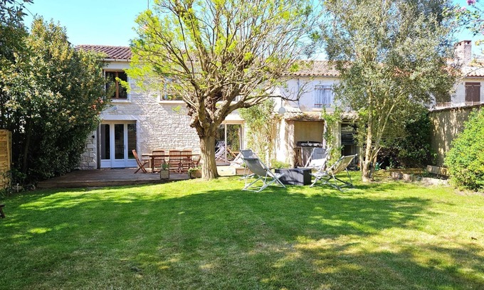 Le Mazeau Maison | Maison en pierre avec jardin pour 8 personnes dans la Venise Verte