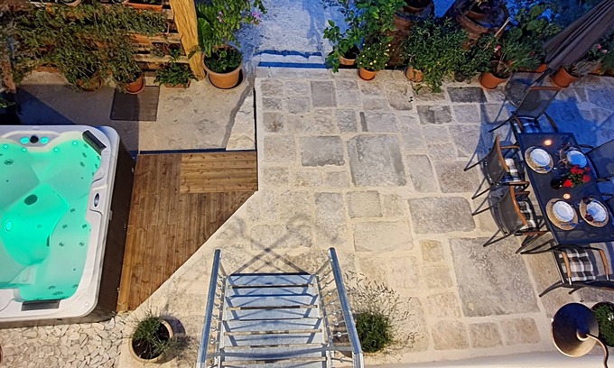 Rakalj Maison | Spring offer/stone house with whirlpool in the countryside, near the sea