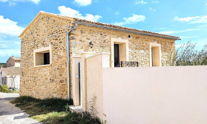Saint Michel d'Euzet Maison | Mazet en pierre dans la vallée de la Cèze