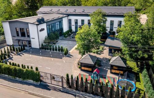 Kostopil Hôtel | Stone Resort