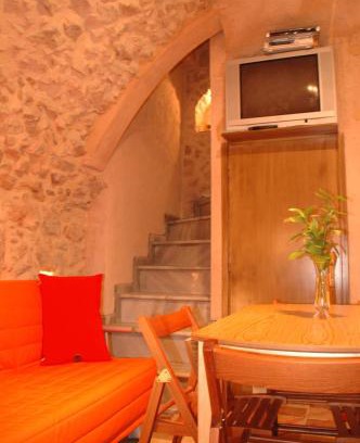 Avgonima Maison | Stoneapartments, Γ ΚΩΣΤΑΛΟΣ ΚΑΙ ΣΙΑ ΟΕ