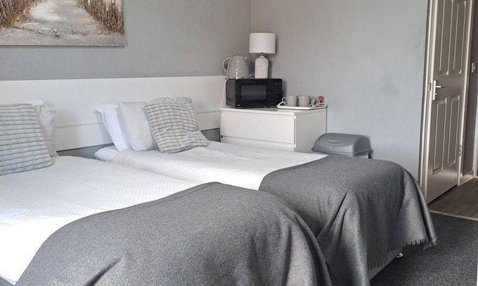 Blantyre Maison | Stonefield Rooms