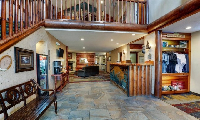Galena Hôtel | Stoney Creek Galena, Deluxe King, Free Parking | 2 Units