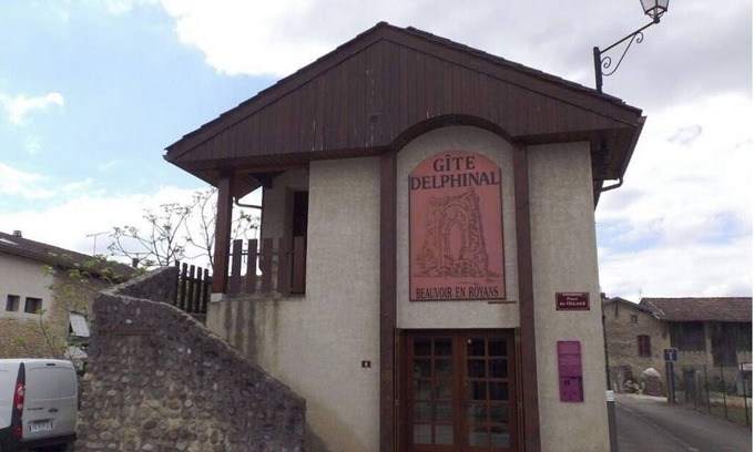 Beauvoir-en-Royans Maison | Stopover gîte for groups of 8 people - sportsmen, hikers, families