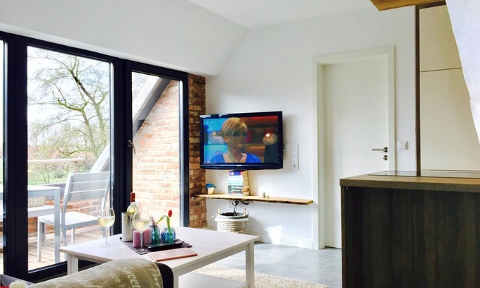Huede Appartement | Storchennest 1 - Eine Schöne Wohnung mit Balkon