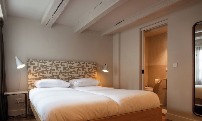 Haarlemmerbuurt Lit Et Petit-Déjeuner | Storehouse Studio I - Boutique B&B in de Jordaan op Loop Afstand van Centrum