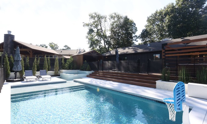 Tulsa Maison | Storied Cottage w/pool & hot tub