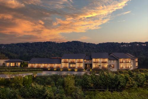 Sidhpur Station Balnéaire | Storii By ITC Hotels, Amoha Retreat Dharamshala