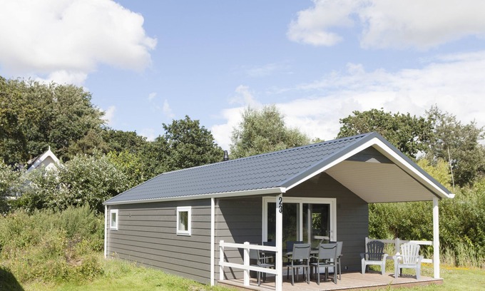 Sint Maartensvlotbrug Maison | Strand49. nl Bungalow Glamping proche de la plage 6 personnes WiFi 3 chambres
