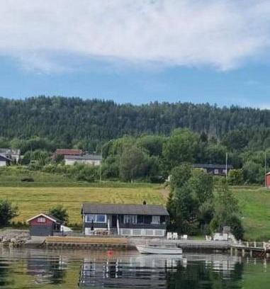 Molde Maison | Strandhytte ved fjorden