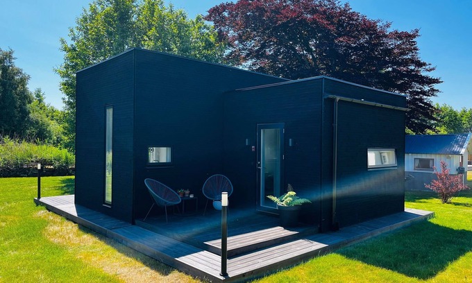 Stravalla Cottage | Strandnära Moderna Gästhus 300 m Från Vackra Stråvalla Strand. Husdjur Tillåtna!