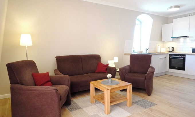 Kuehlungsborn Appartement | Strandnahes Apartment mit Zwei Balkonen und Meerblick - Saunabereich im Haus!