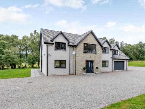 Aberlour Maison | Strathclaggan