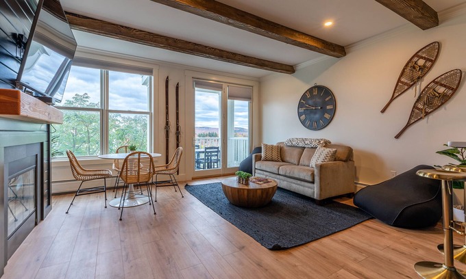 Stratton Mountain Copropriété | Stratton Mtn Studio | Renovated | Walk to Lifts