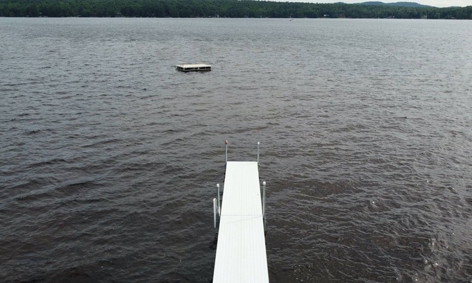 Old Forge Maison | Stu's Viewz - Best View on 4th Lake, Amazing Shallow Sandy Swimming