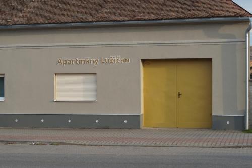 Luzice Appartement | Studia Lužičan