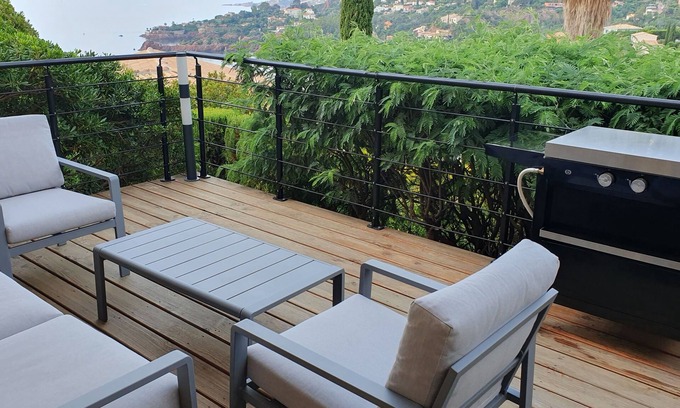 Espero-Pax Appartement | Studio à Théoule-Miramar avec magnifique vue mer