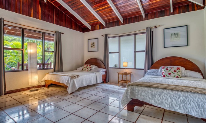 Parrita Hôtel | Studio 1 for four to five guests