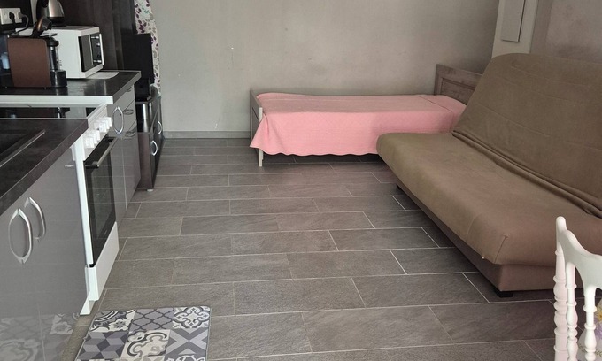 Pietroso Appartement | Studio 10 min from the beach for 3 people