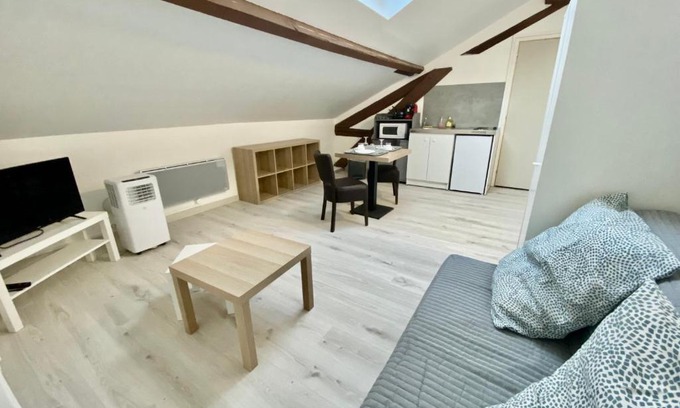 Conflans-en-Jarnisy Appartement | Studio 201 Immeuble Persévérance