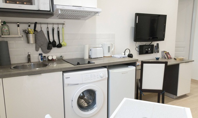 Vittel Appartement | Studio 24 vue jardin