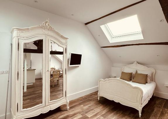 Ardenne Metropole Appartement | Studio 3 du SPA Célinie